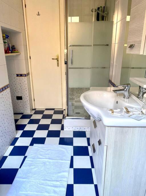 Marcos House Metro A Rom